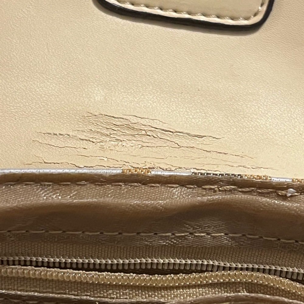 Coach Wristlet - Picture 5 of 6